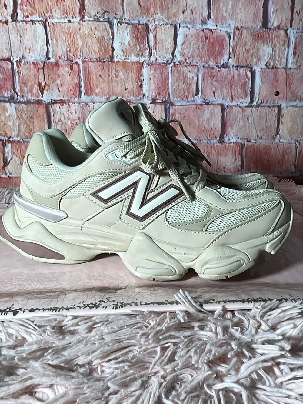 New Balance 9060 - Picture 5 of 7